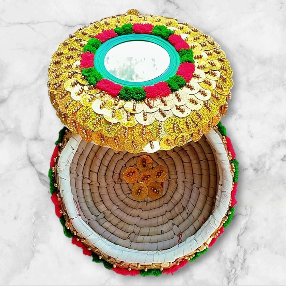 Golden Decorated Handicrafted Traditional Roti Basket With Lid ( Hotpot Shape) Model 3